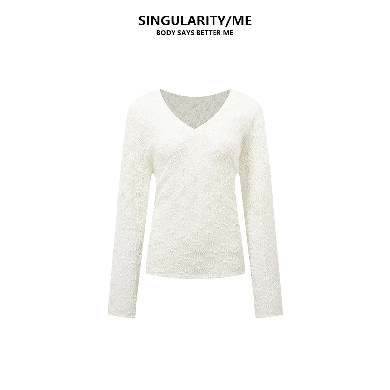 Singularity Me 3A 2045 颗粒感镂空法式别致V领设计感上衣打底衫