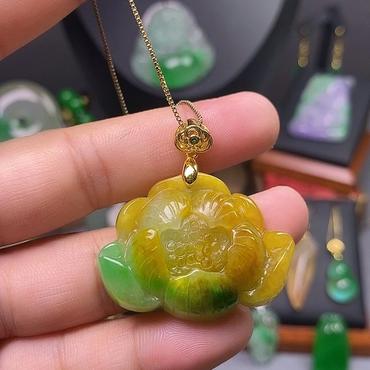 吊坠(赠链)未镶嵌翡翠