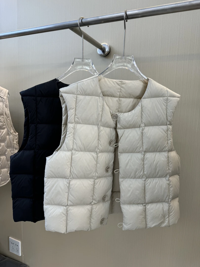 2025秋冬新款轻薄羽绒马甲女短款小个子外搭韩版90白鸭绒保暖背心