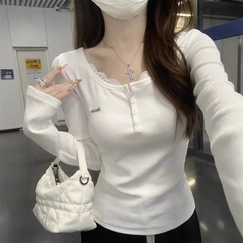 88517小众蕾丝拼接设计感纽扣长袖T恤女春秋纯欲风内搭打底衫修身
