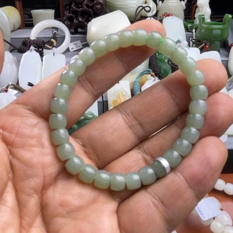 和田玉未镶嵌吊坠(不含链)