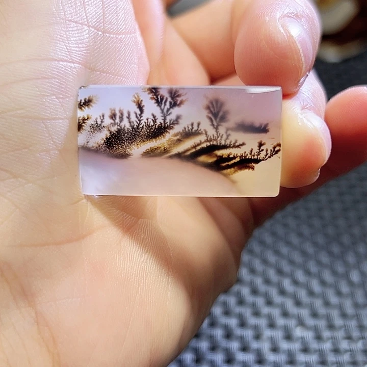 玛瑙/玉髓未镶嵌珠宝半成品近***声