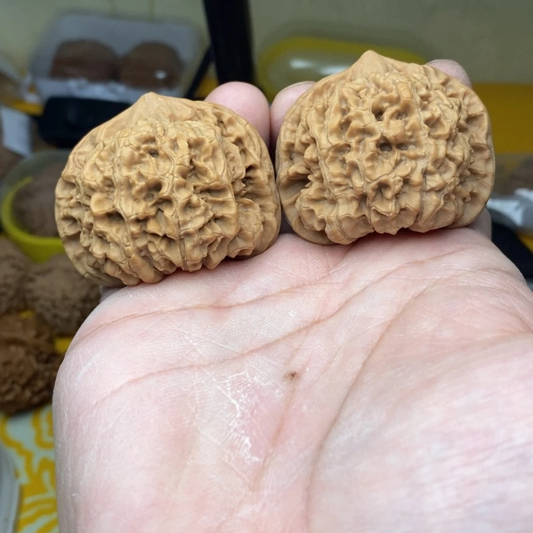 桃核把件官帽核桃