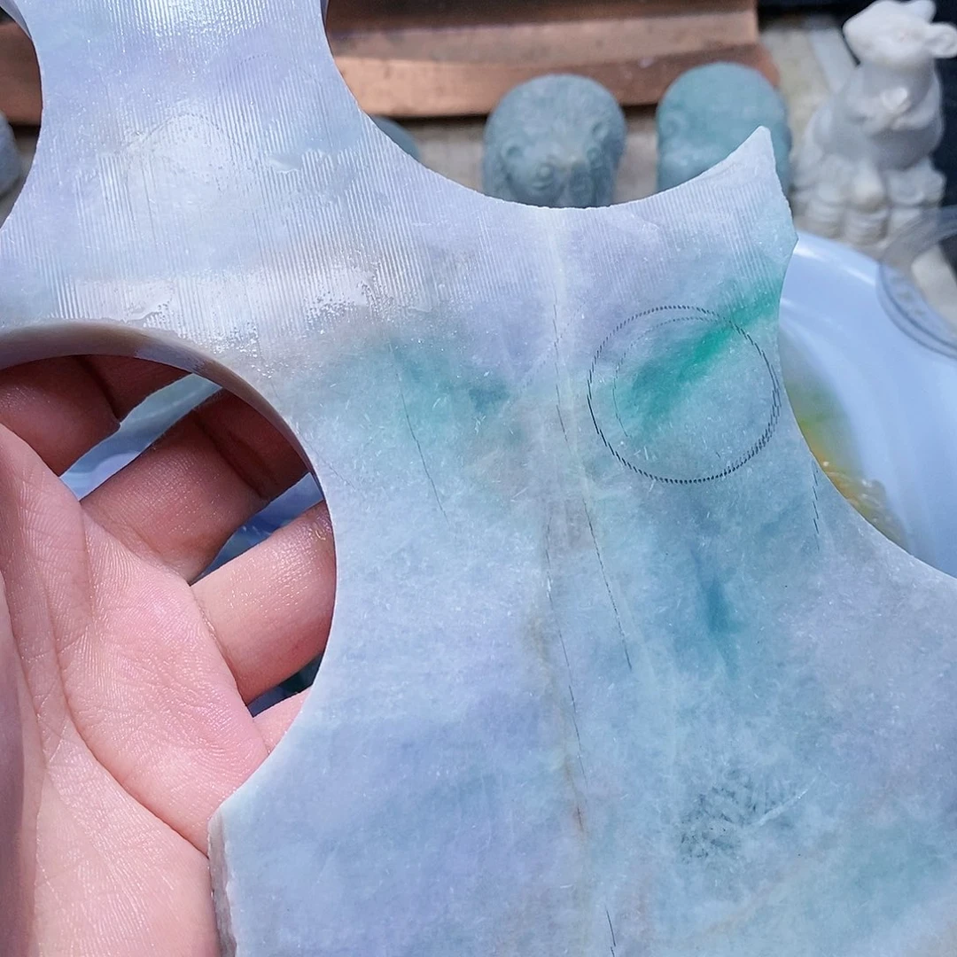 翡翠未镶嵌颈饰588