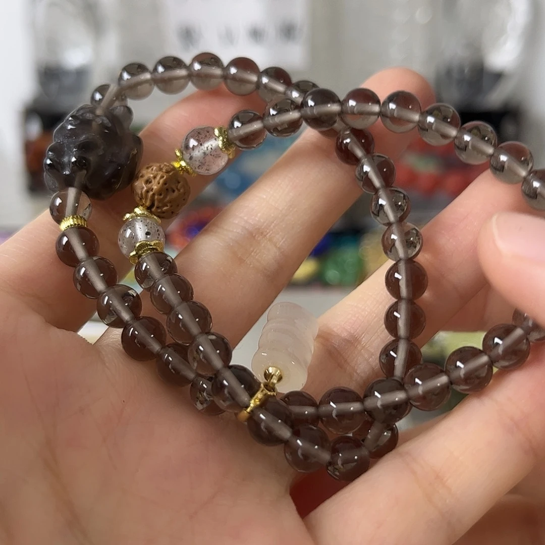 黑曜岩未镶嵌手链矿坑