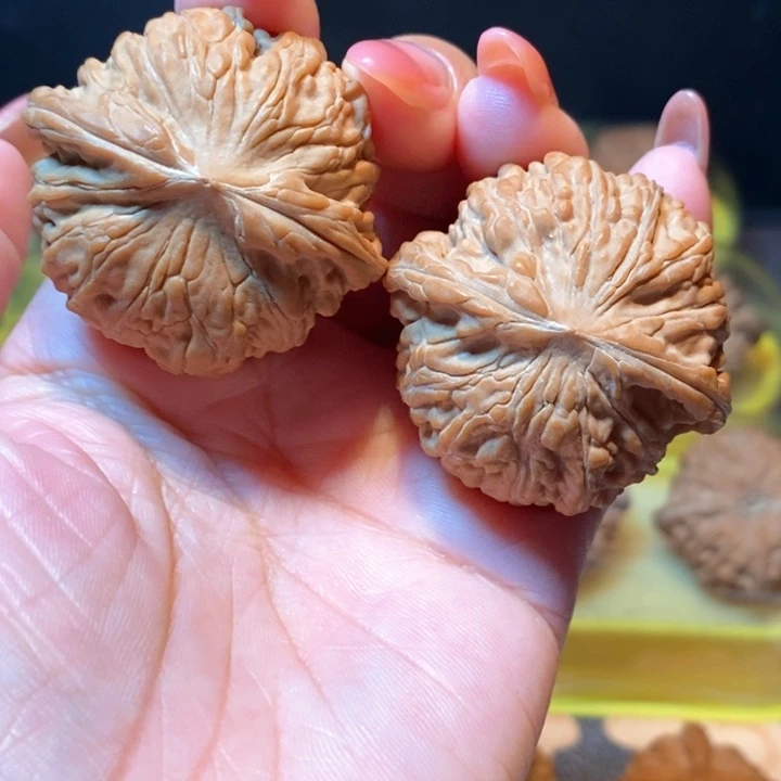 吊坠猴头核桃石子磨39➕