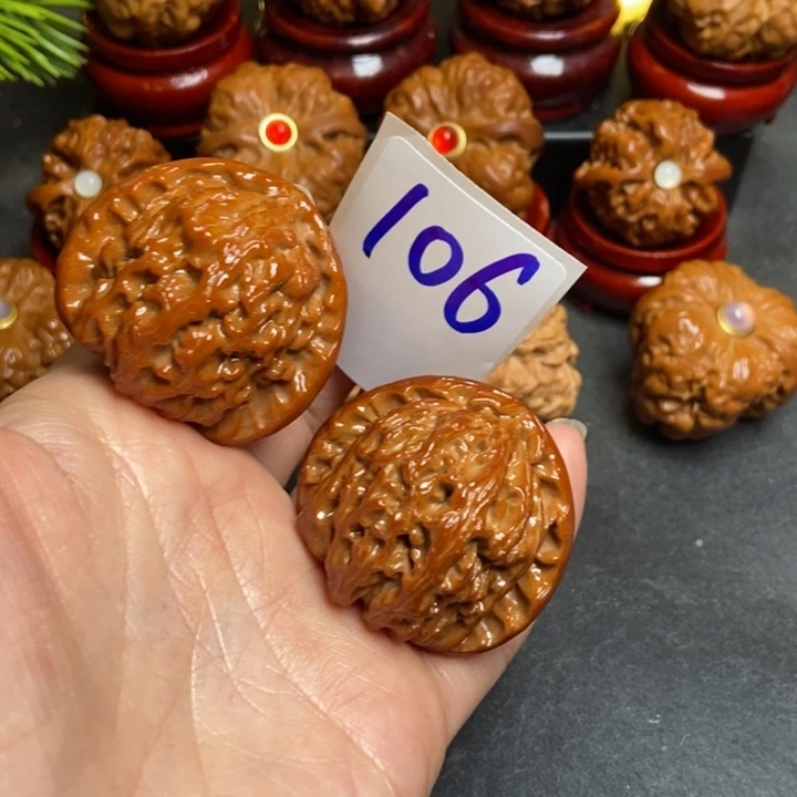 文玩核桃把件40白狮子1 06