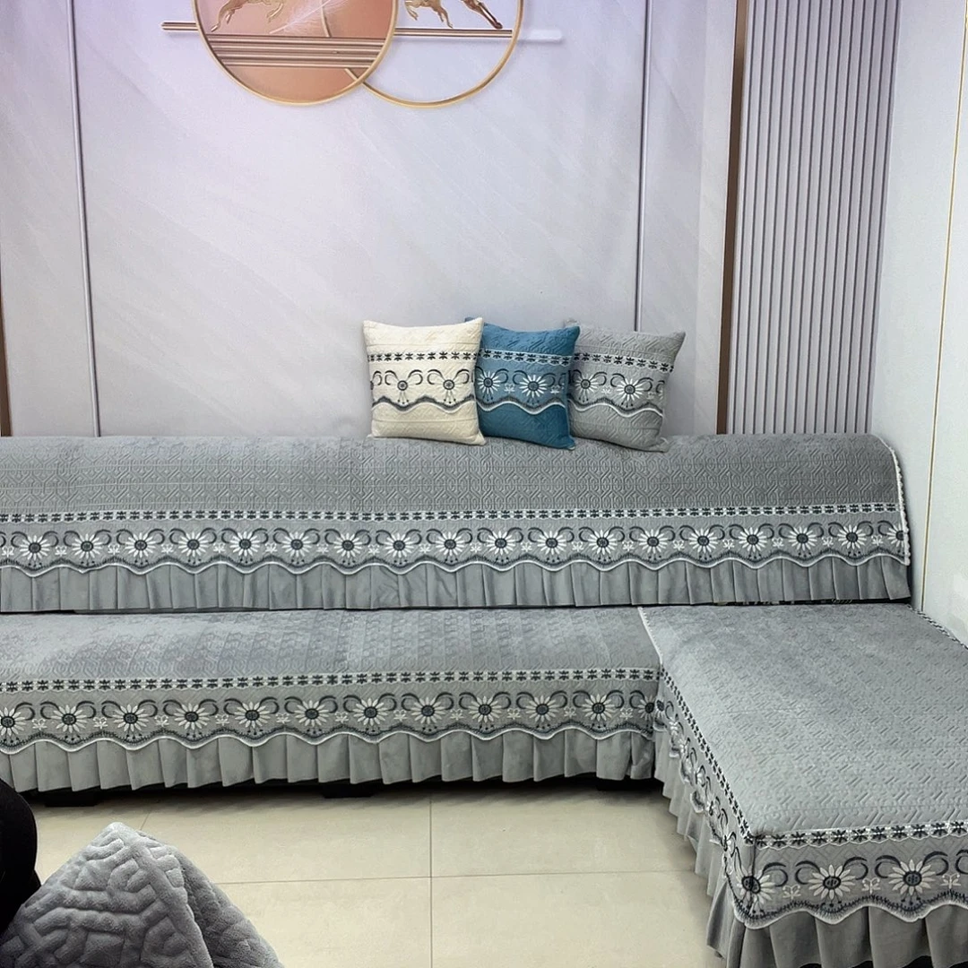 ᥫ***婷化纤一个160，一个贵妃，两个扶手