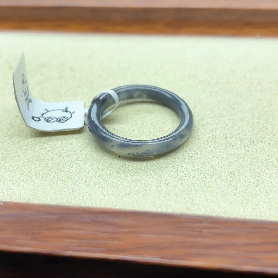 未镶嵌戒指和田玉飘墨圆条18.5mm