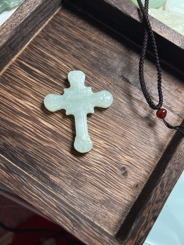 岫玉十字架吊坠 十字架挂件