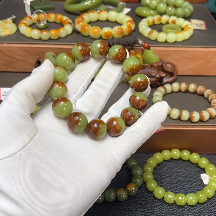 骑***者未镶嵌手链透闪石质玉
