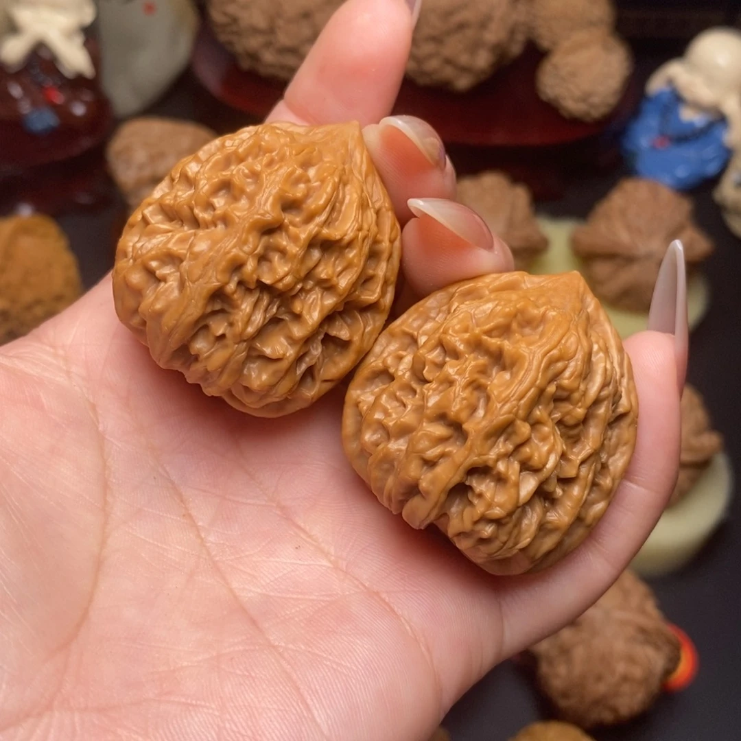 文玩核桃把件赤龙鸡心37