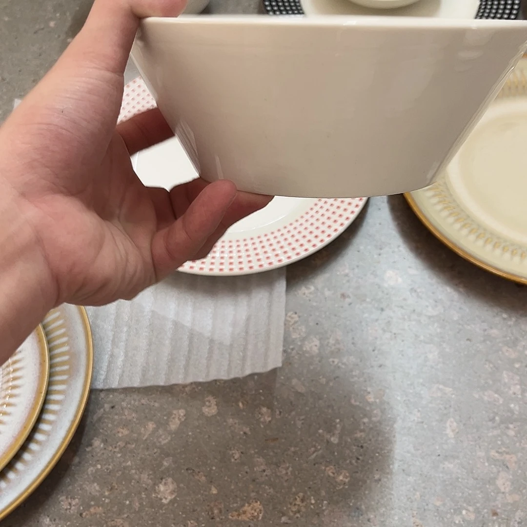 陶瓷暖白RD螺纹圈圈8寸面碗
