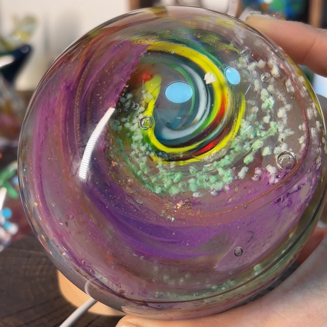 飞***鸽琉璃手工艺品结晶