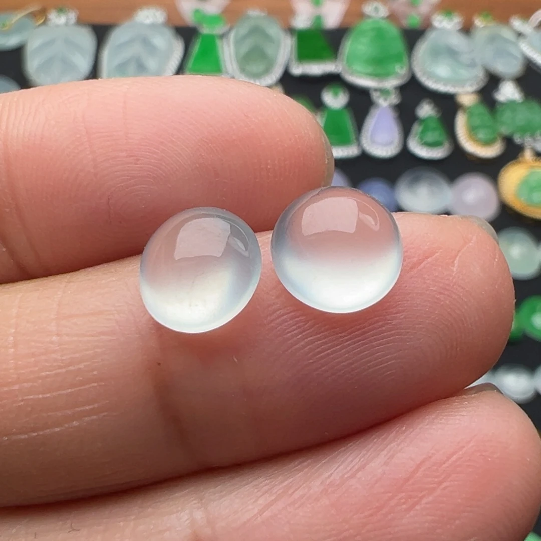 翡翠颈饰未镶嵌蛋7.7