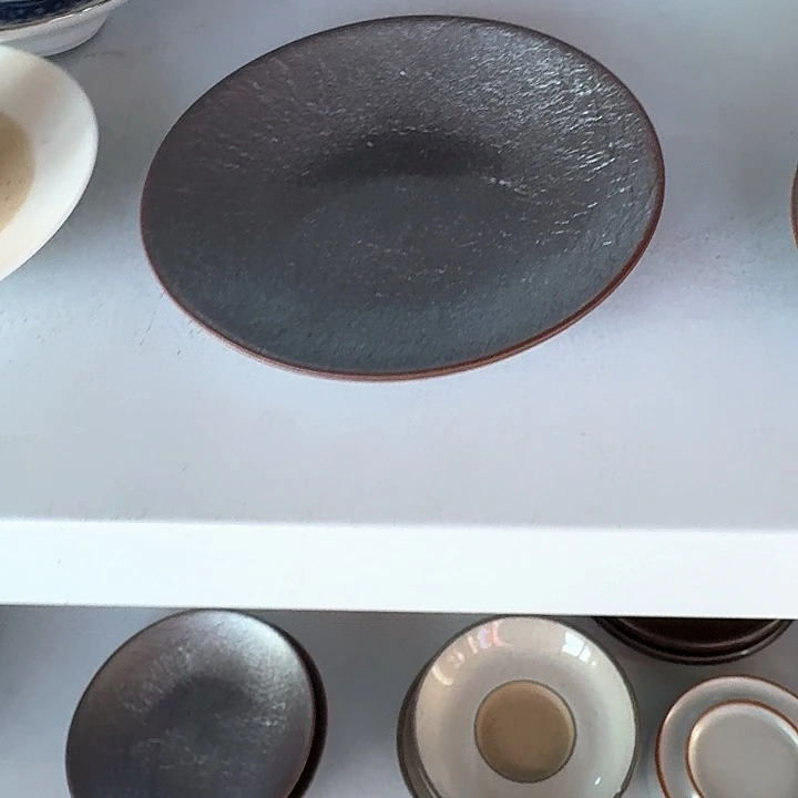 主人杯一个，瓷。。。