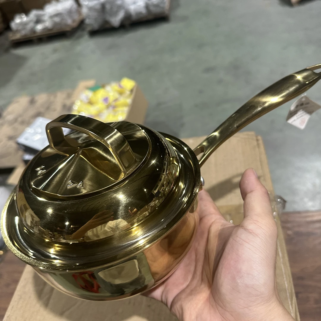 出迪拜狠货-奢侈镀金超厚全复合钢奶锅