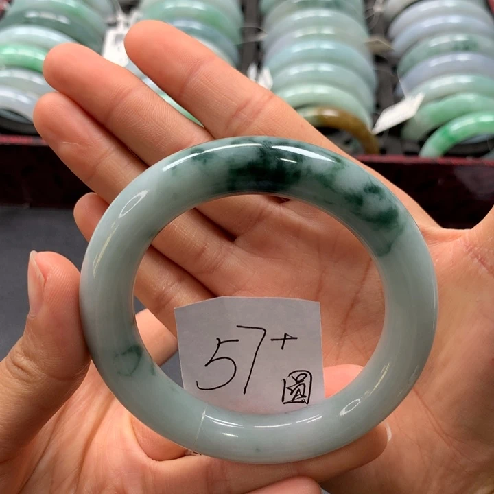 未镶嵌手镯翡翠手镯