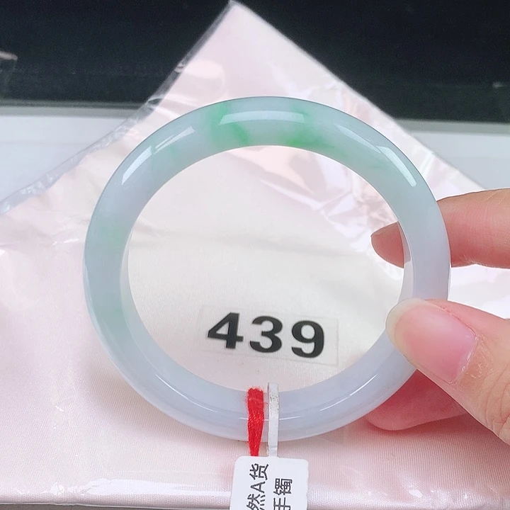 翡翠未镶嵌手镯翡翠