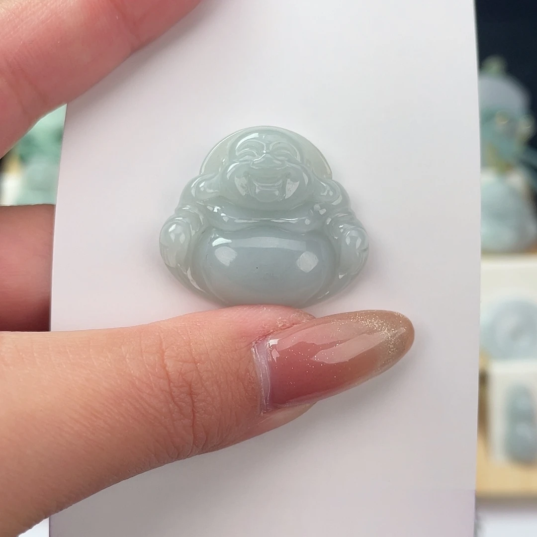 翡翠未镶嵌颈饰佛公