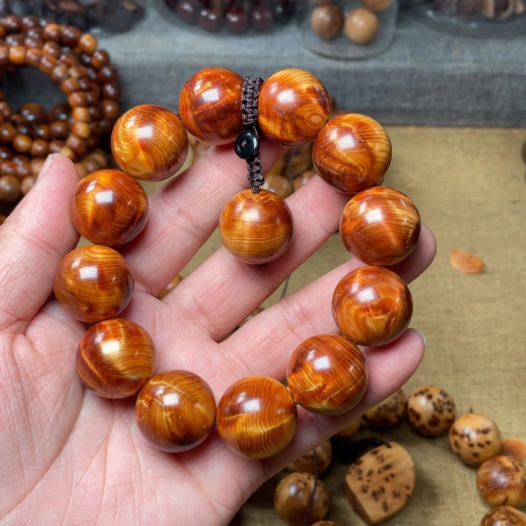 柏木（崖柏）其他代****62.0太行崖柏陈化满闪电带龙胆