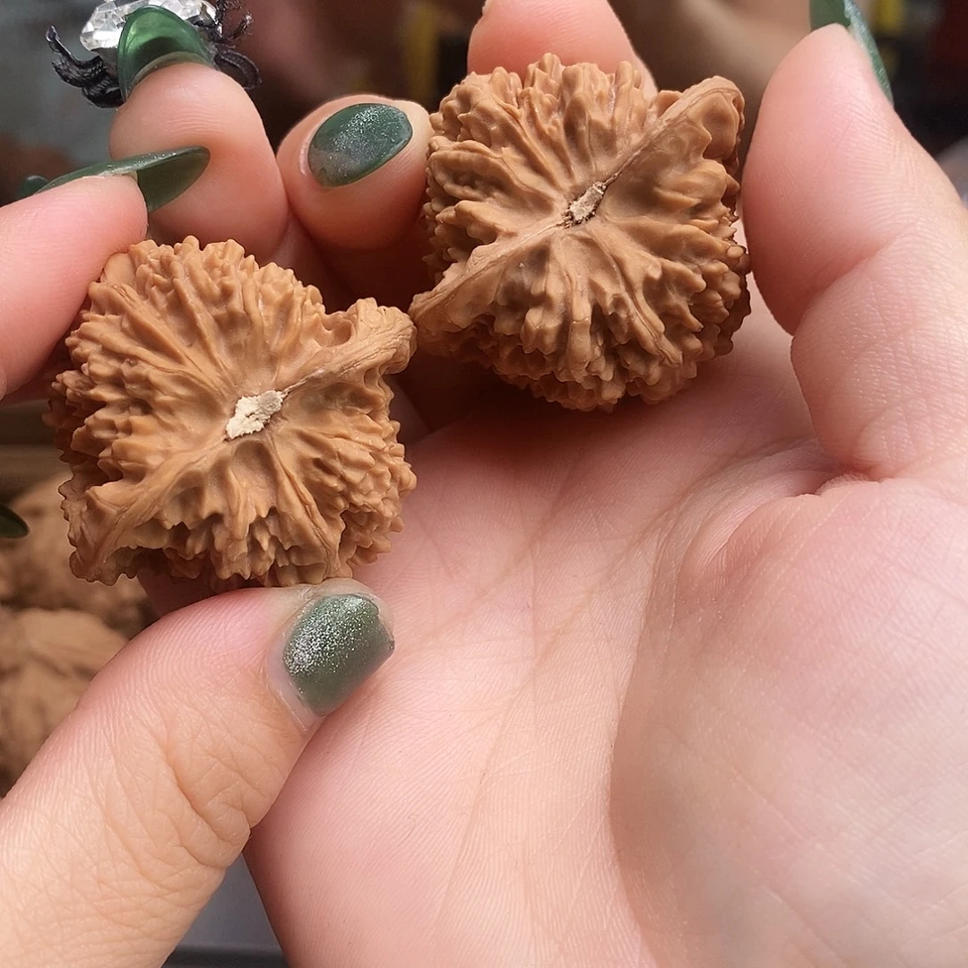 文玩核桃吊坠满天星福利41尺全品无修