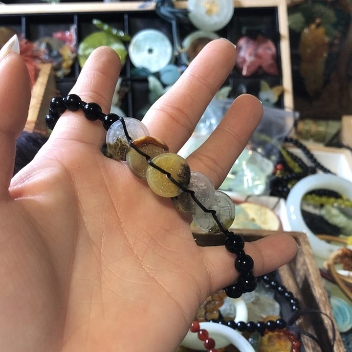 岫玉未镶嵌岫玉五帝钱手链