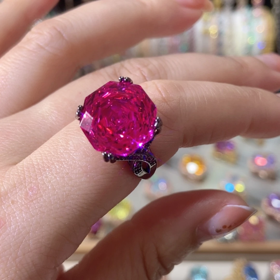 66锆石（处理）戒指