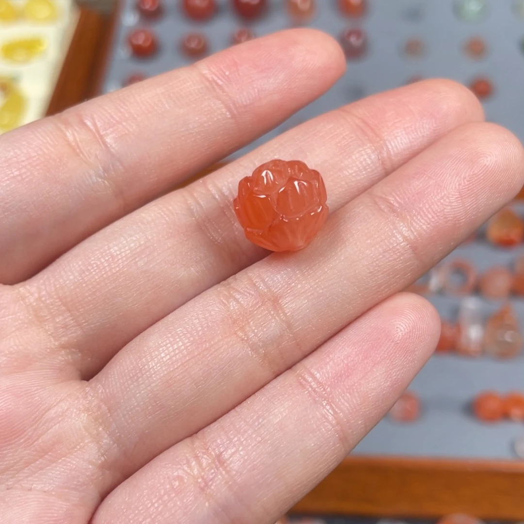 南红玛瑙莲花珠未镶嵌小*