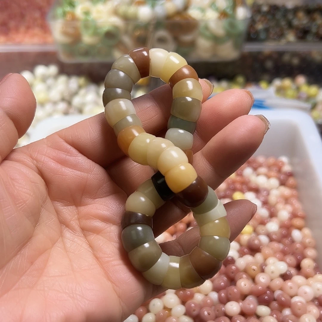 白玉菩提吊坠卡12多宝大肠串一条