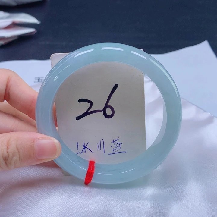 翡翠未镶嵌手镯冰蓝底60606160