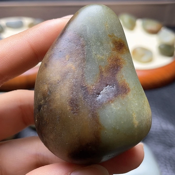 和田玉颈饰未镶嵌37