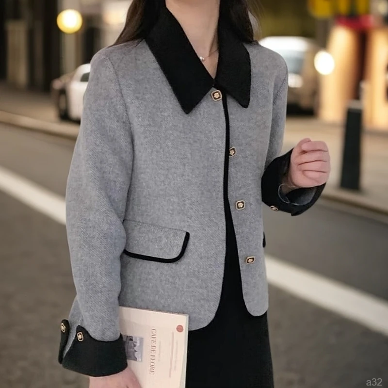 法式名媛小香风2025秋冬新款针织女小个子设计感高级感毛呢外套