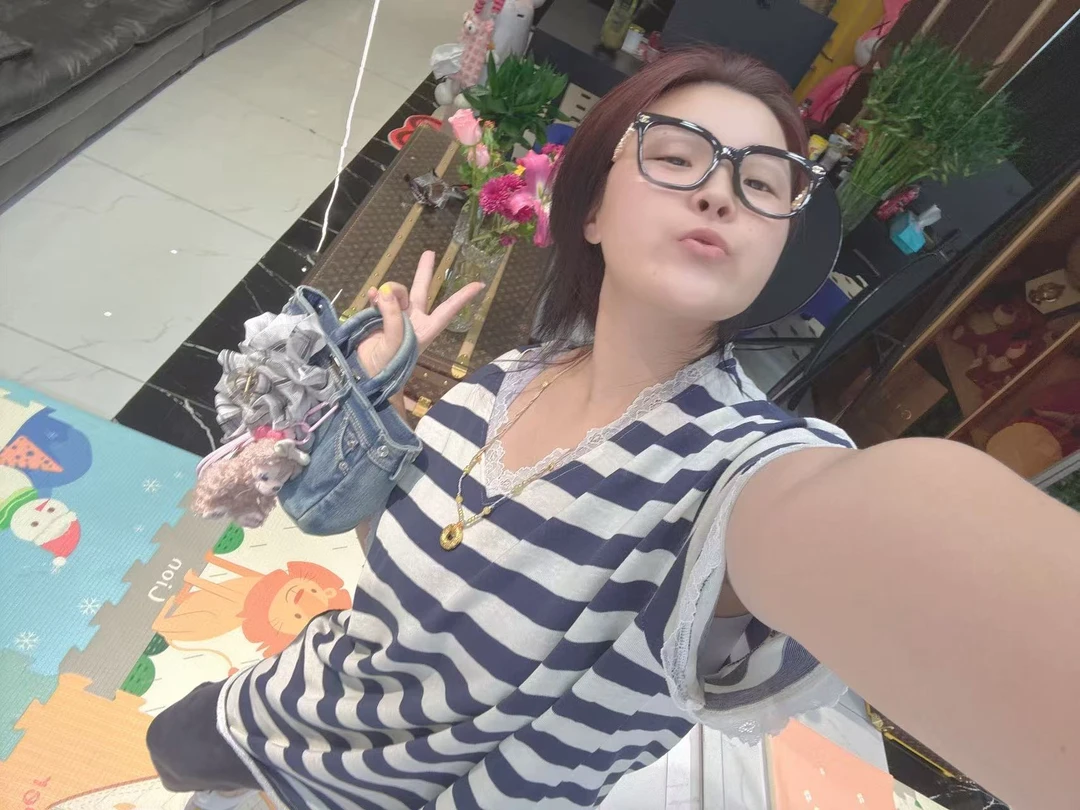 松弛条纹花边半袖-1