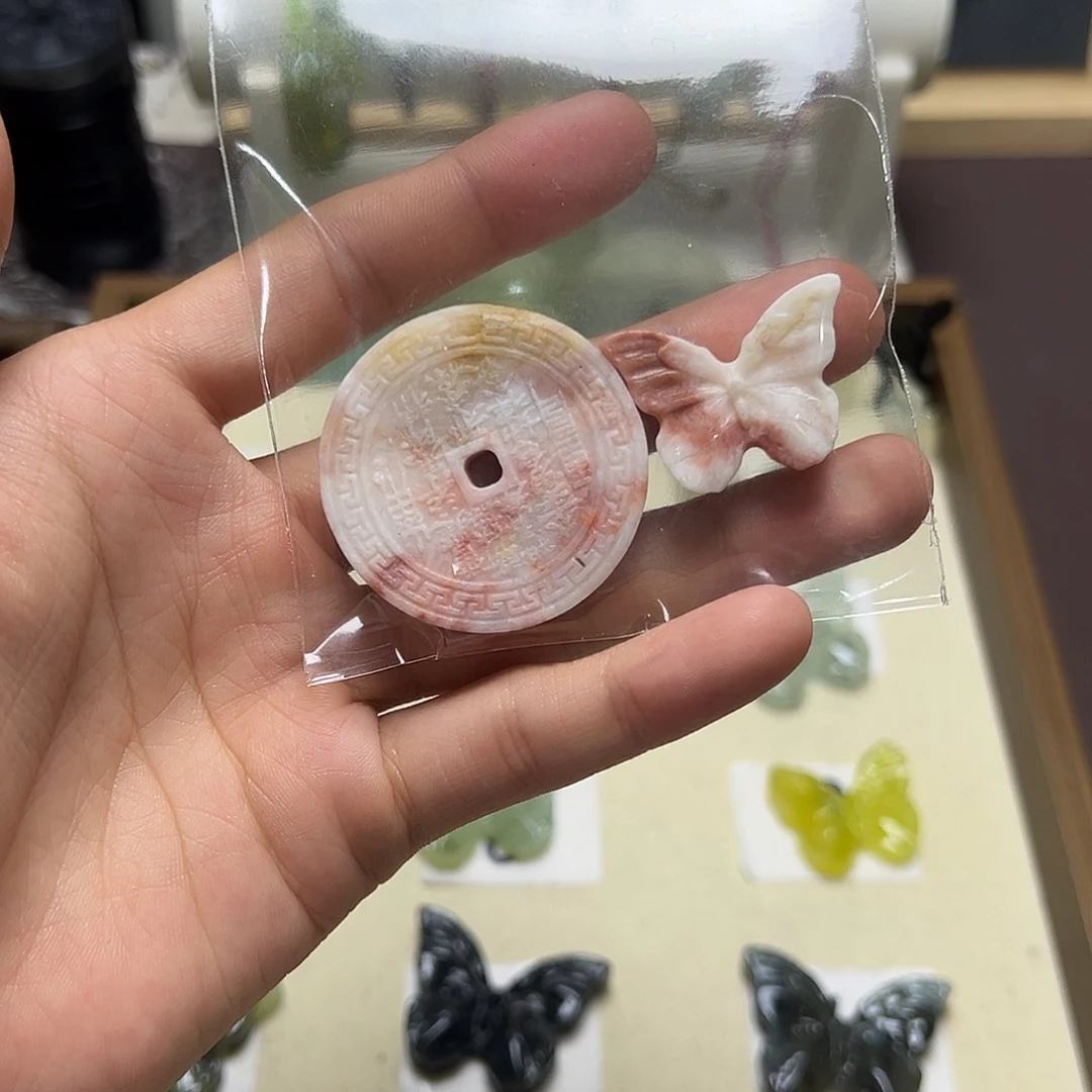 蛇纹石玉合金颈饰