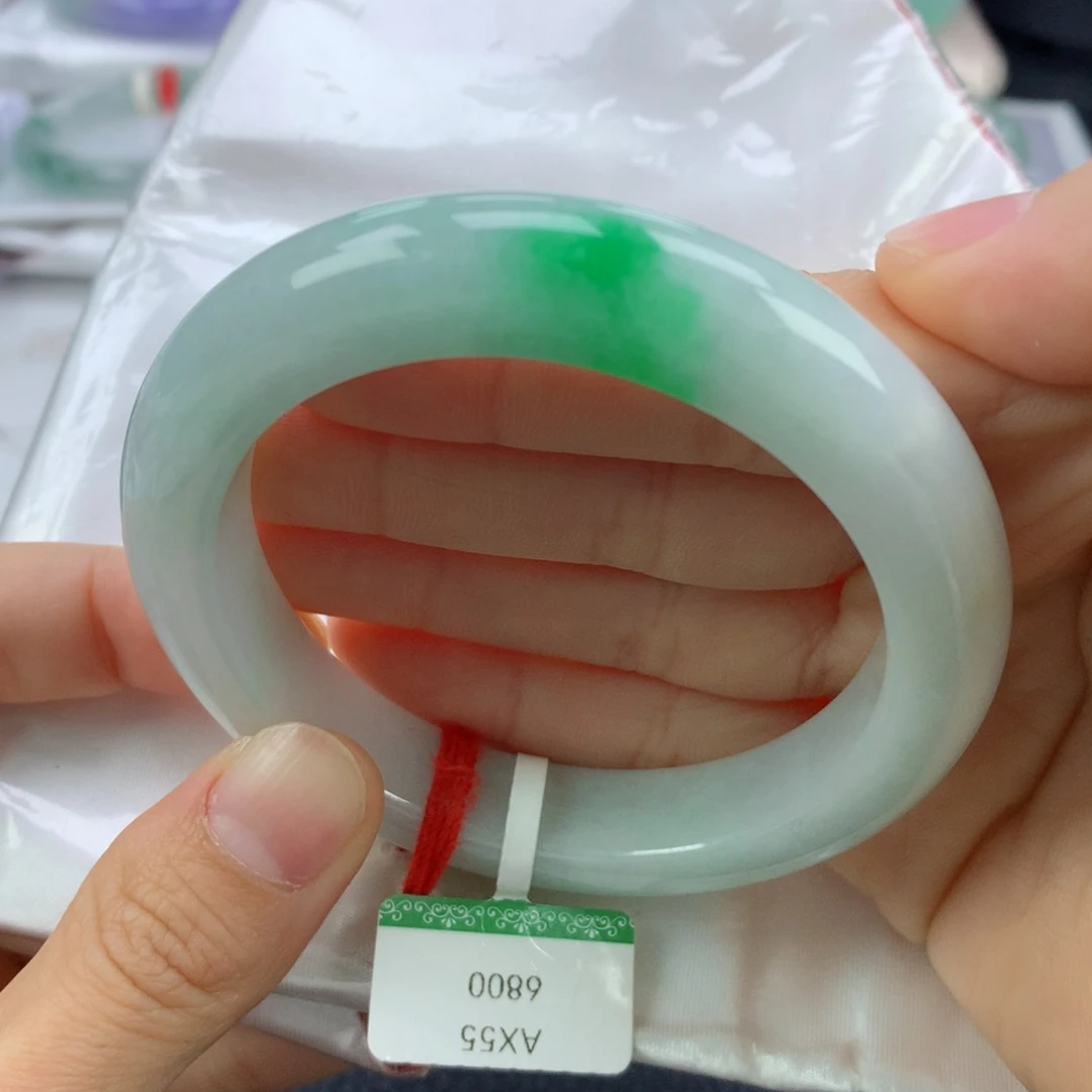 翡翠手镯未镶嵌55.8正