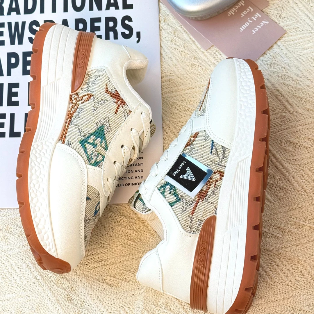 2025年春款轻奢潮流时尚百搭款阿甘鞋-K