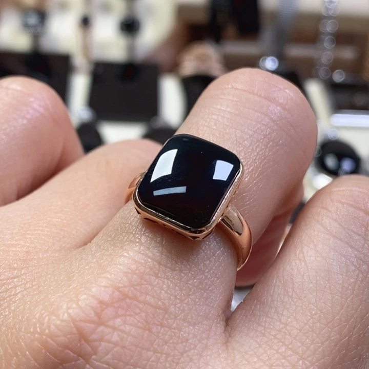 翡翠戒指18K金镶嵌缅甸天然翡翠墨翠