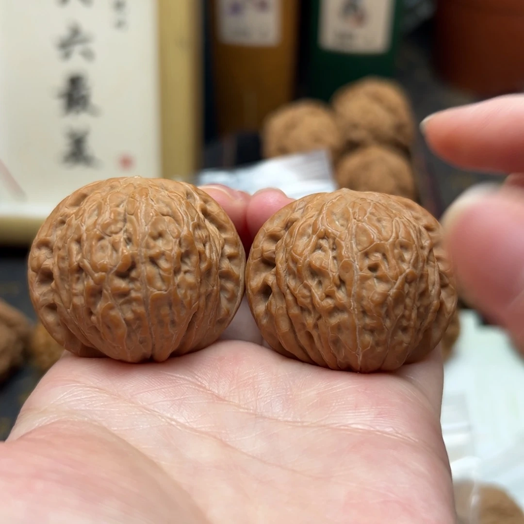 文玩核桃把件40全品铁锤