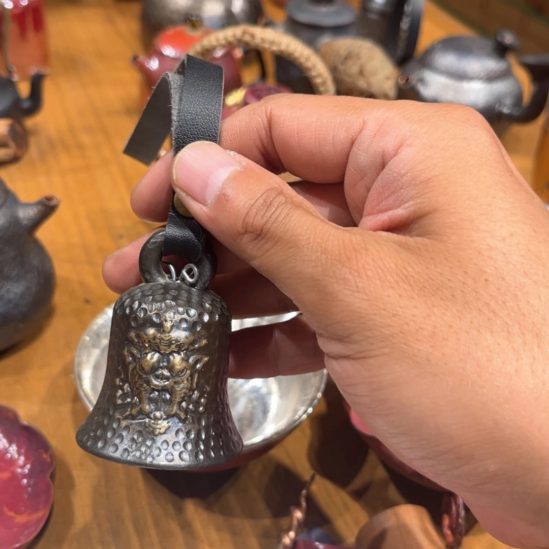 锤点小驼铃手工锻打工艺