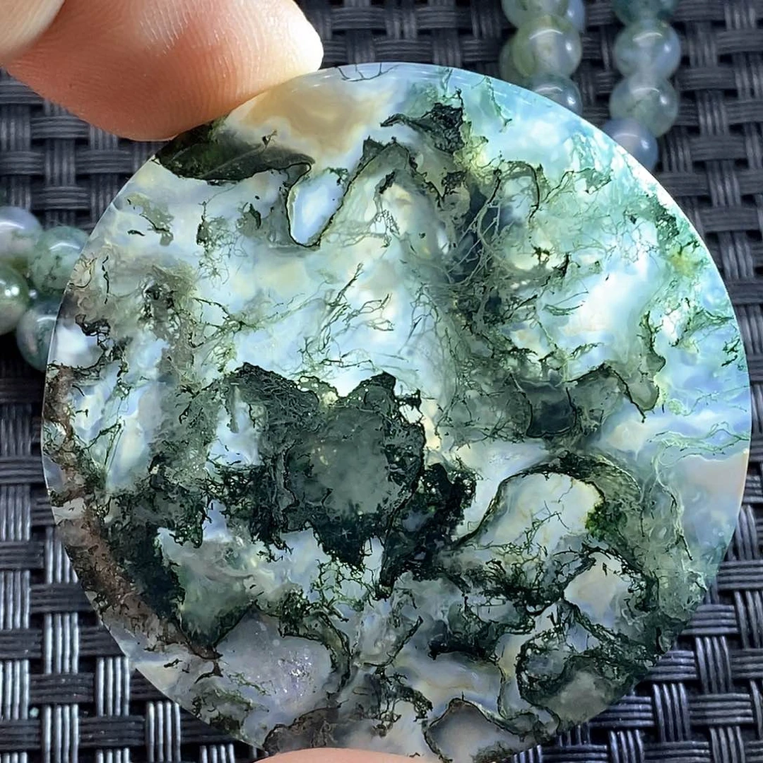 未镶嵌颈饰玛瑙/玉髓牛*鲜