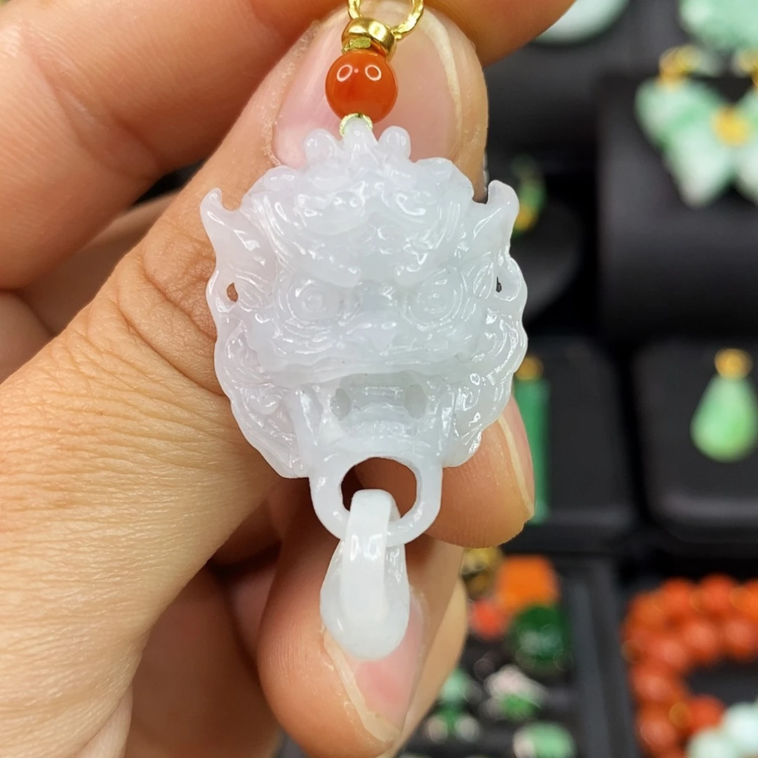 颈饰未镶嵌翡翠吊坠