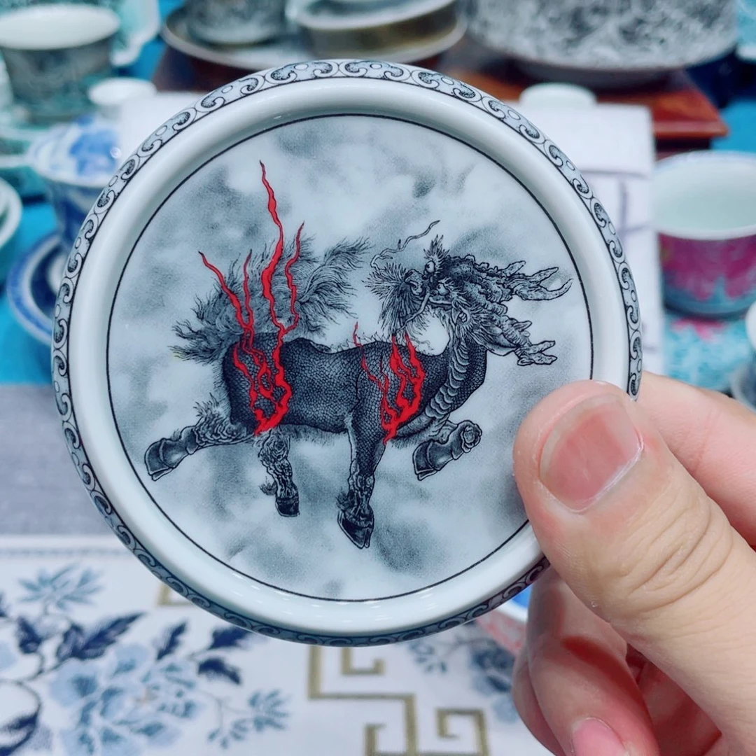 景德镇陶瓷学院教授等职务