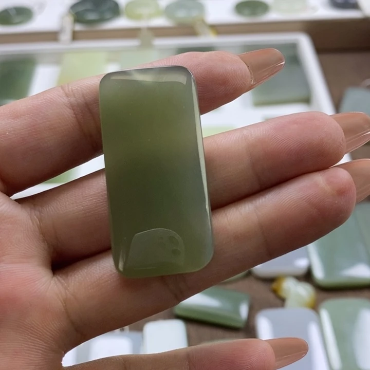 和田玉（糖玉）未镶嵌颈饰靖*