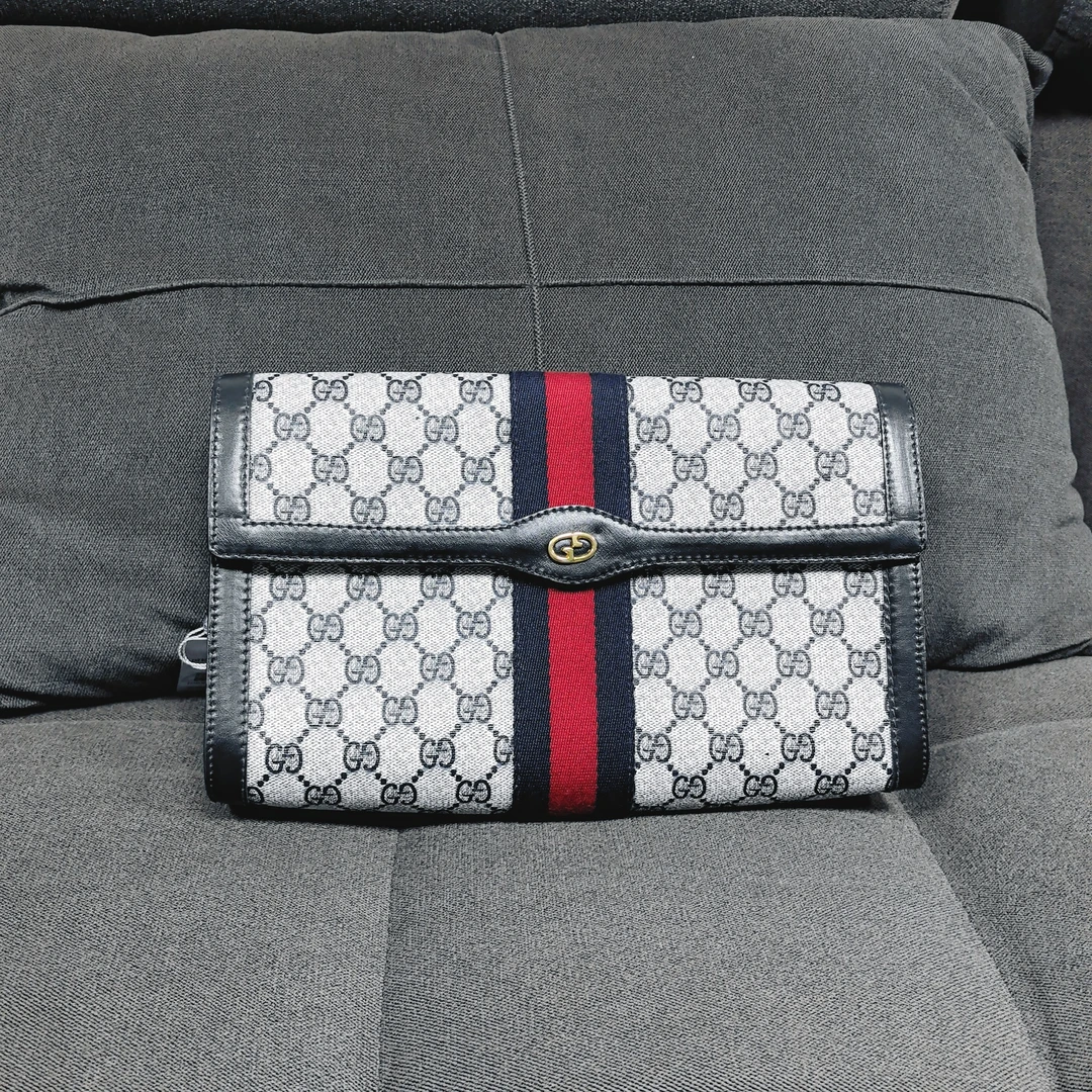 95新 GUCCI/古驰 兔兔奢 G专属/古驰手拿包/241203008