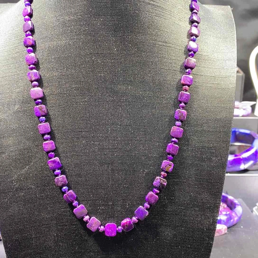 苏纪石（舒俱来）未镶嵌南非舒俱来皇家紫方块项链