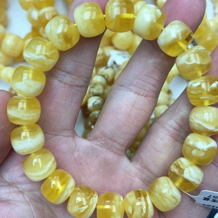 琥珀未镶嵌珠宝奇石15