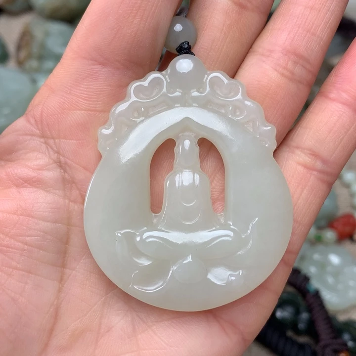 和田玉未镶嵌颈饰