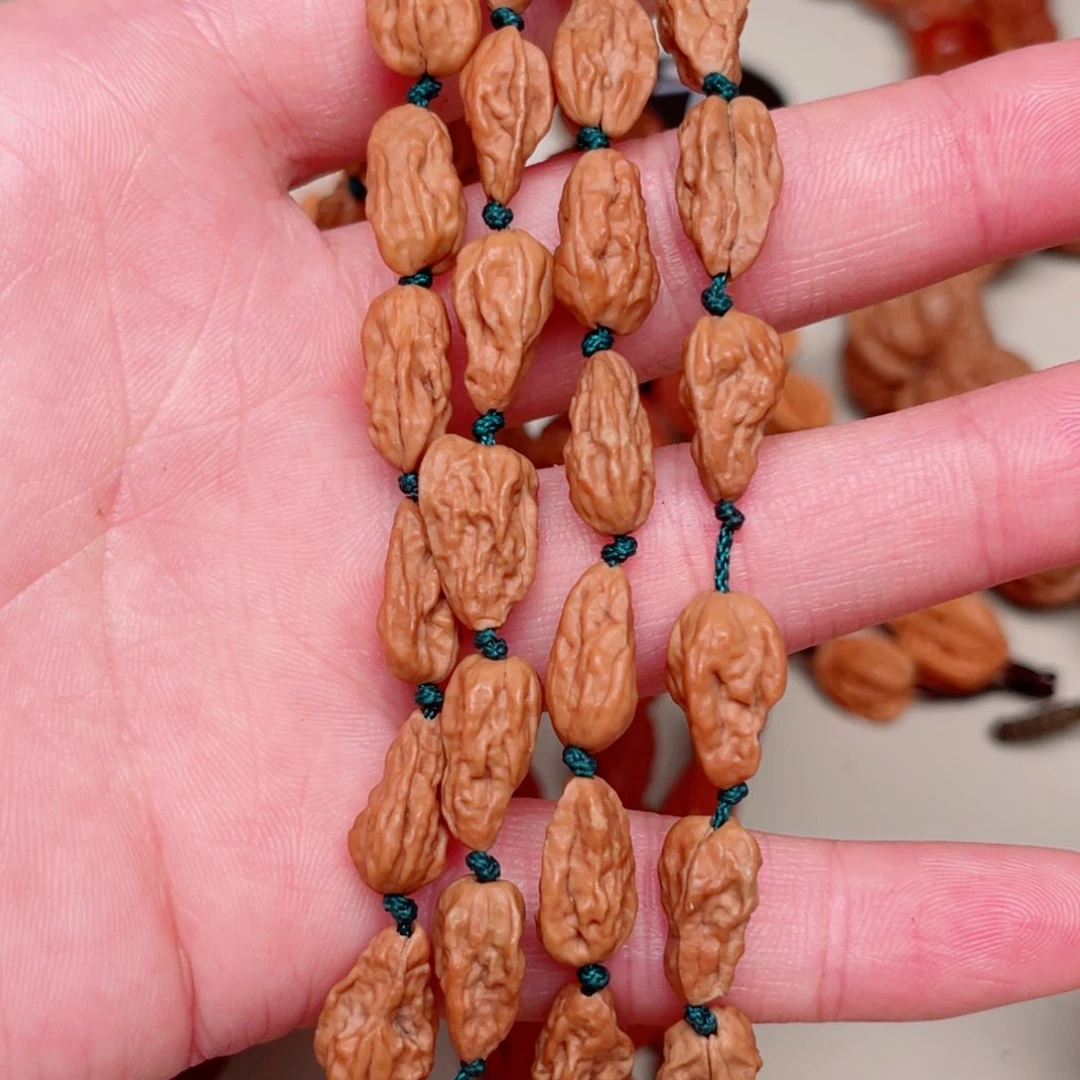 吊坠文玩核桃难**白蛤蟆