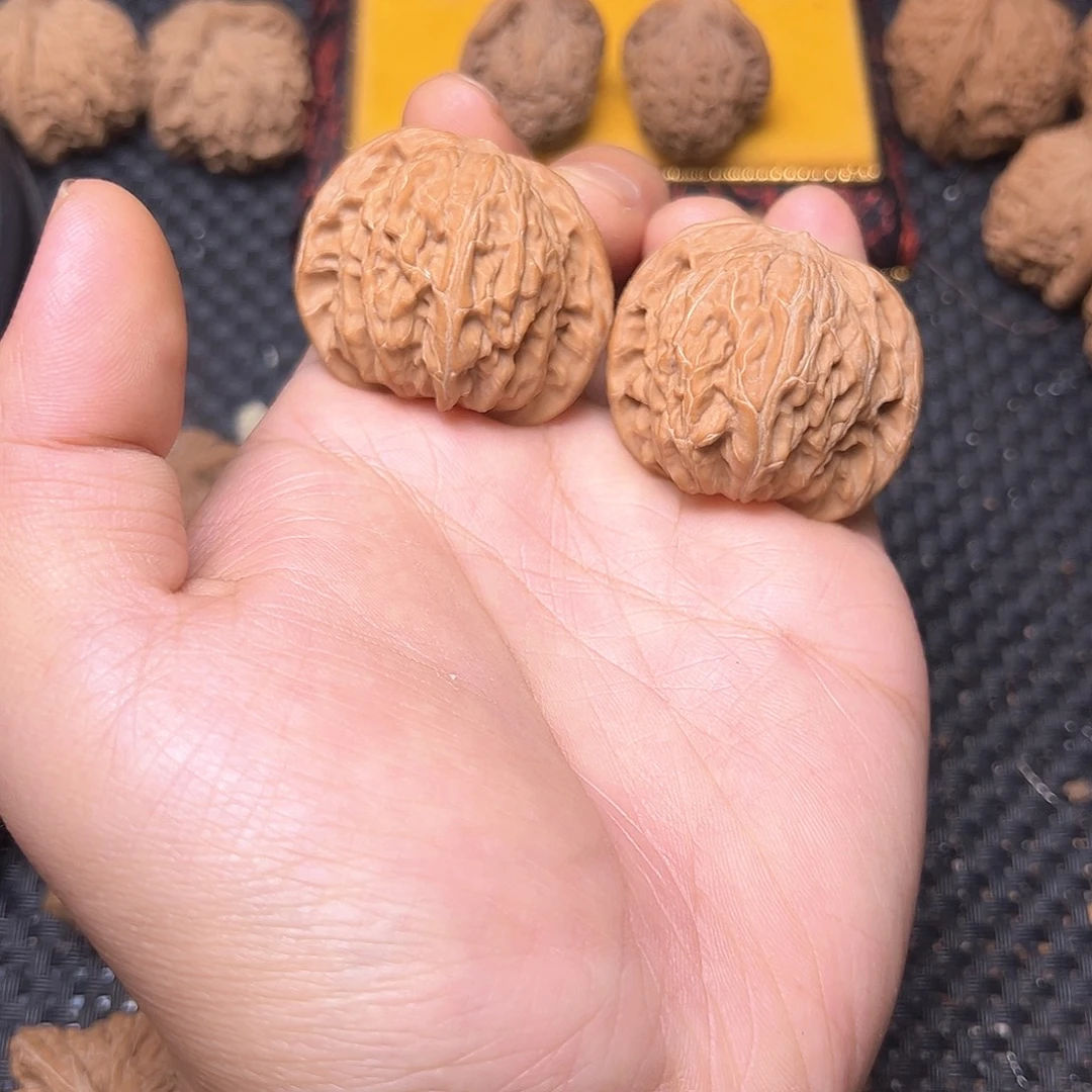 文玩核桃吊坠磨盘